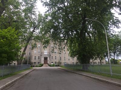 La Maison Mère des Soeurs de Sainte-Anne